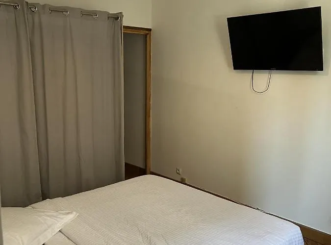 En Bord De Seine Apartment